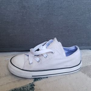 Toddler flip tongue converse